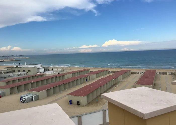 Di Fronte Al Mare By Apulia * باري